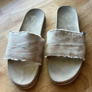 TOMS 🍍 Sandals